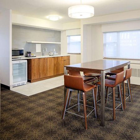 Doubletree By Hilton Hotel & Suites Pittsburgh Downtown מראה חיצוני תמונה