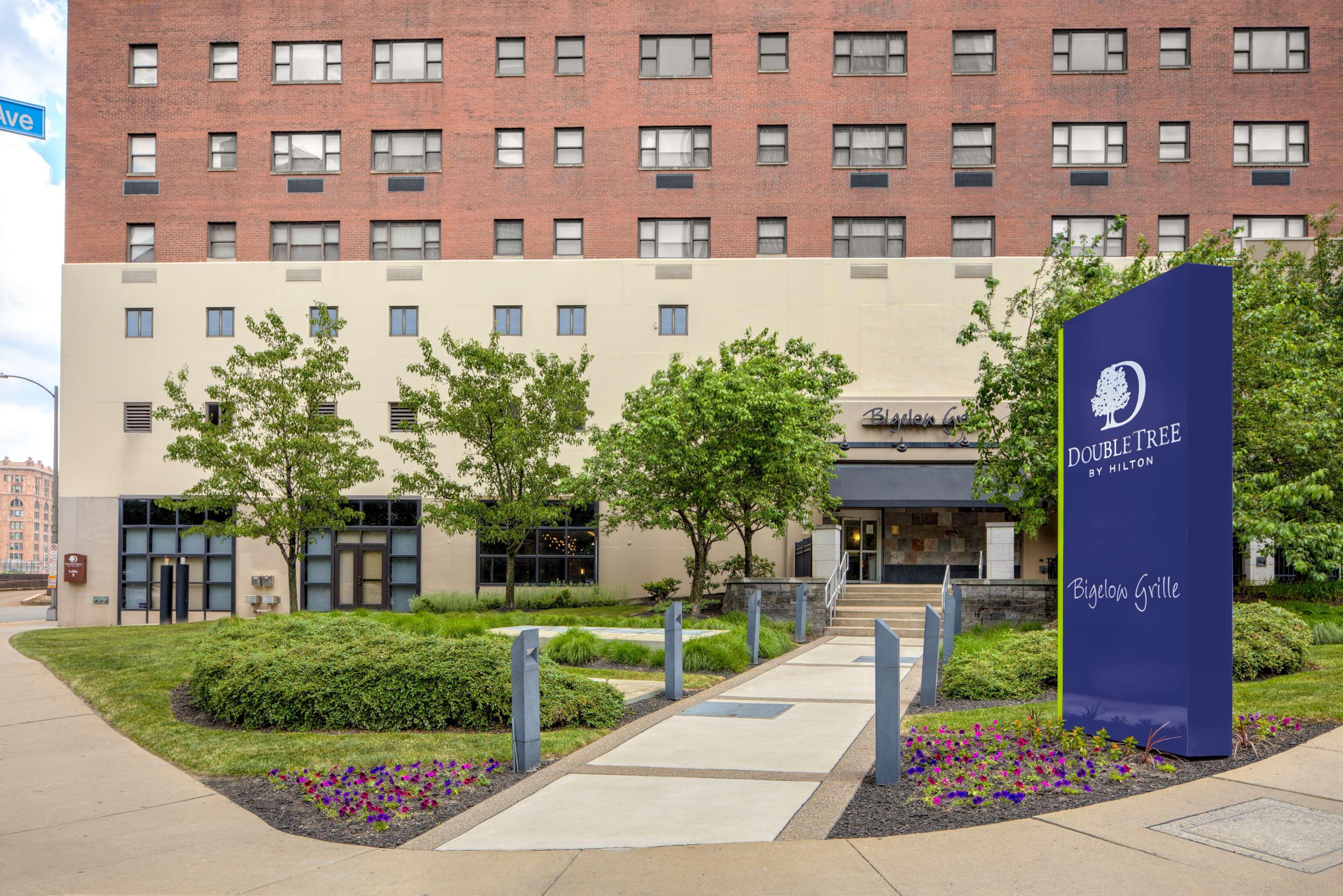 Doubletree By Hilton Hotel & Suites Pittsburgh Downtown מראה חיצוני תמונה