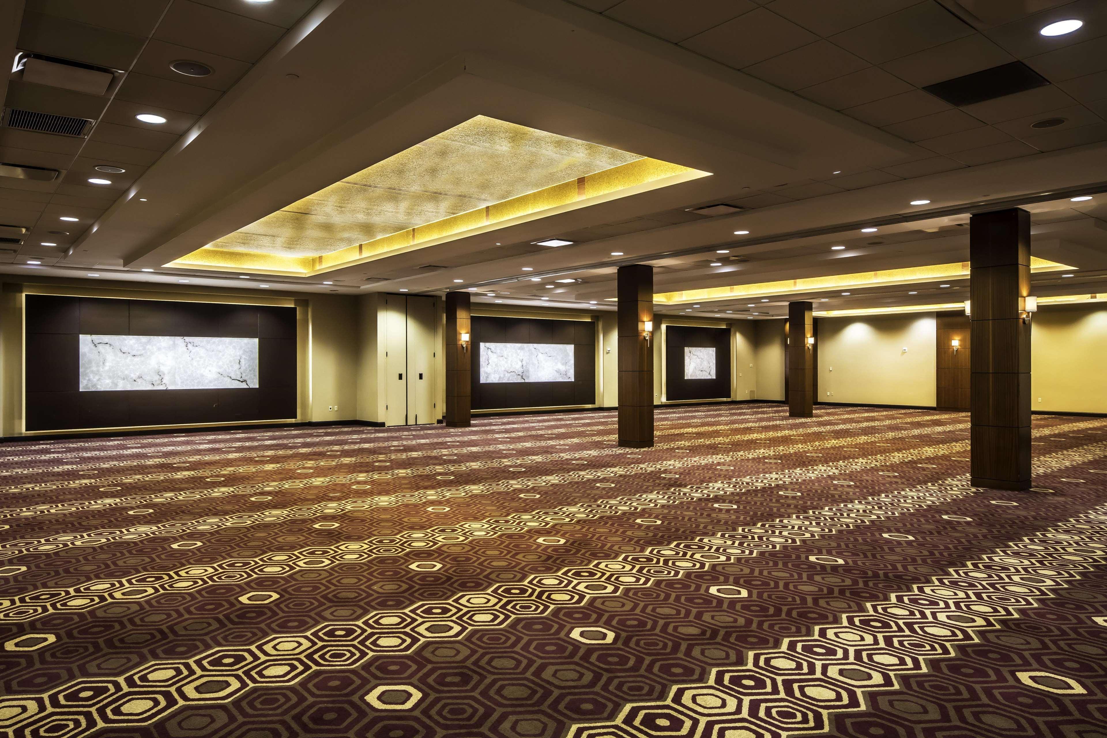 Doubletree By Hilton Hotel & Suites Pittsburgh Downtown מראה חיצוני תמונה